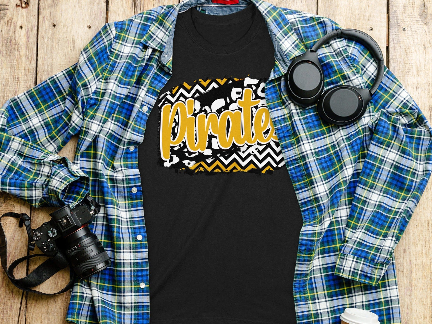 Jen Peete Designs Clothing T-shirts Pirates Black And Gold T-Shirt