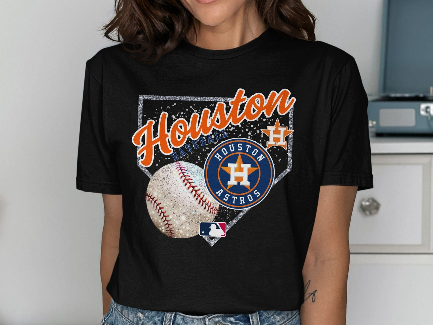 JPD Physical Item Houston Astros Baseball And MLB Team Design Awesome T-Shirt