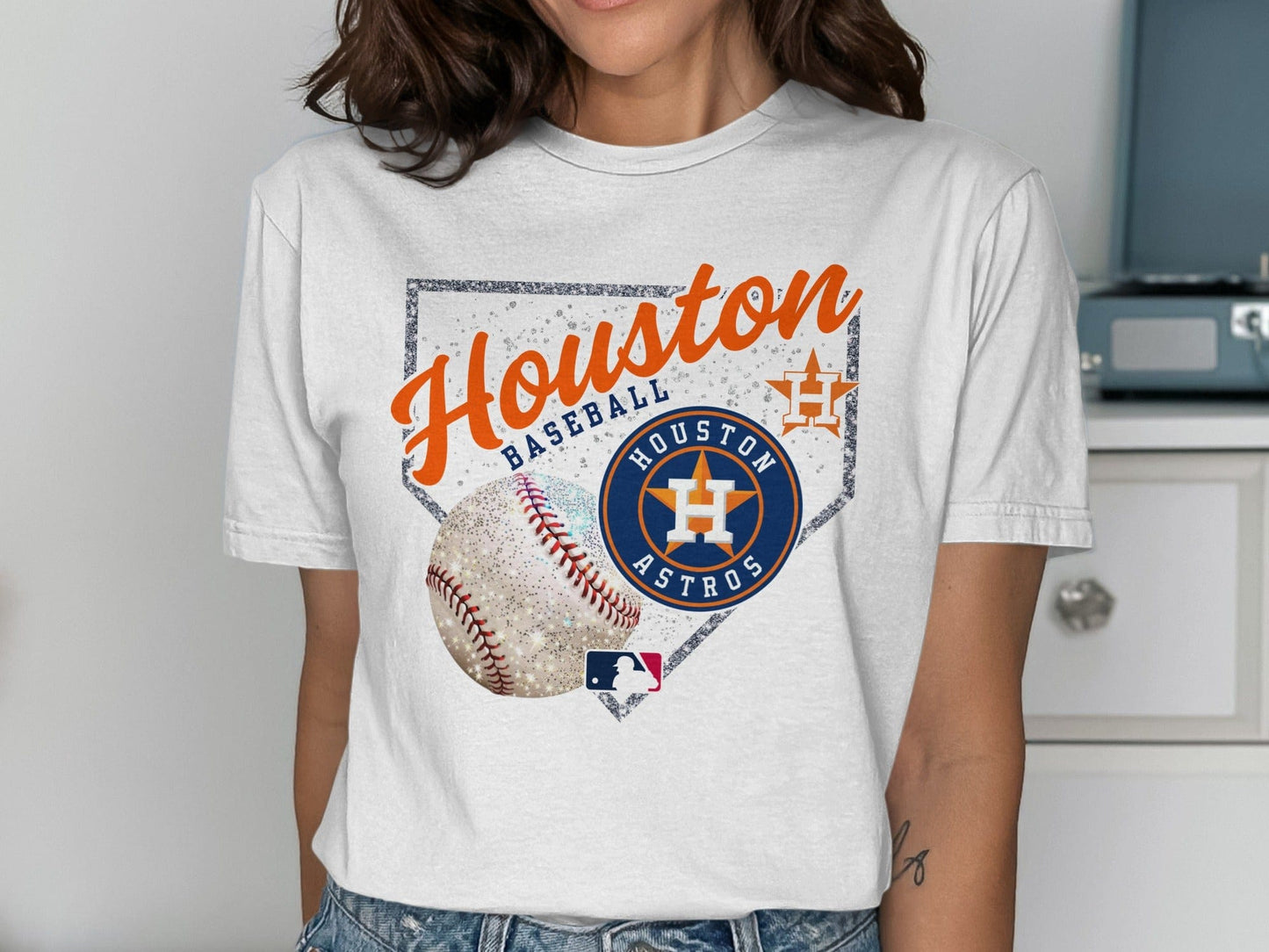 JPD Physical Item Houston Astros Baseball And MLB Team Design Awesome T-Shirt