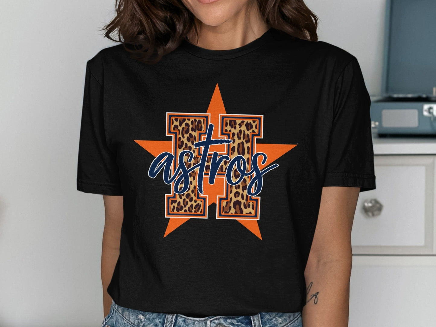 JPD Physical Item Leopard Astros H Logo over Orange Star Graphic Design T-Shirt