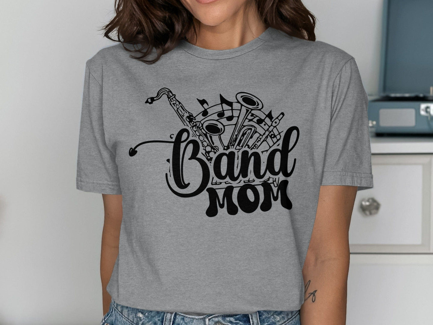 Jen Peete Designs Clothing T-shirts Band Mom Graphic Tee – Music Lover Shirt