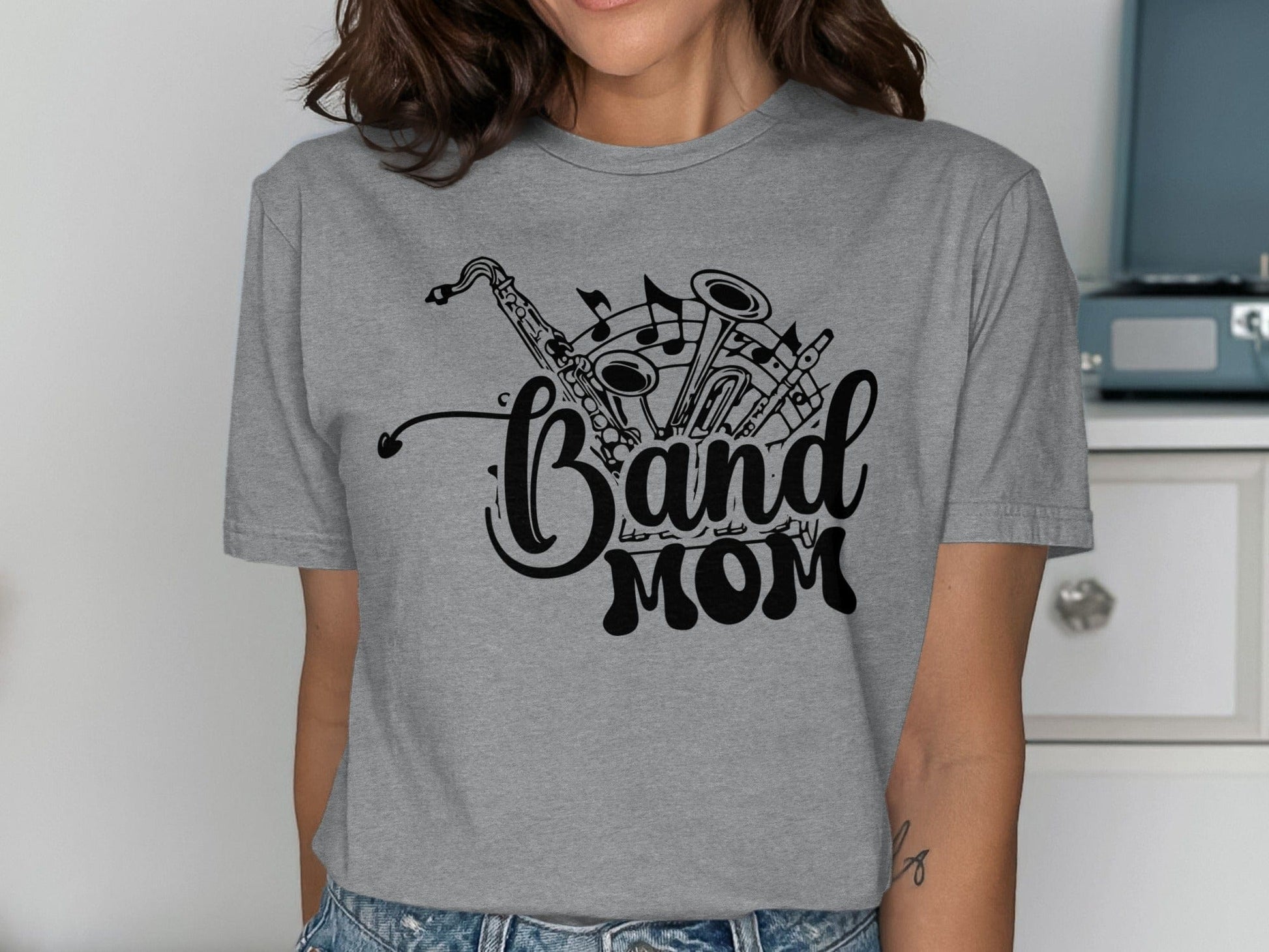 Jen Peete Designs Clothing T-shirts Band Mom Graphic Tee – Music Lover Shirt