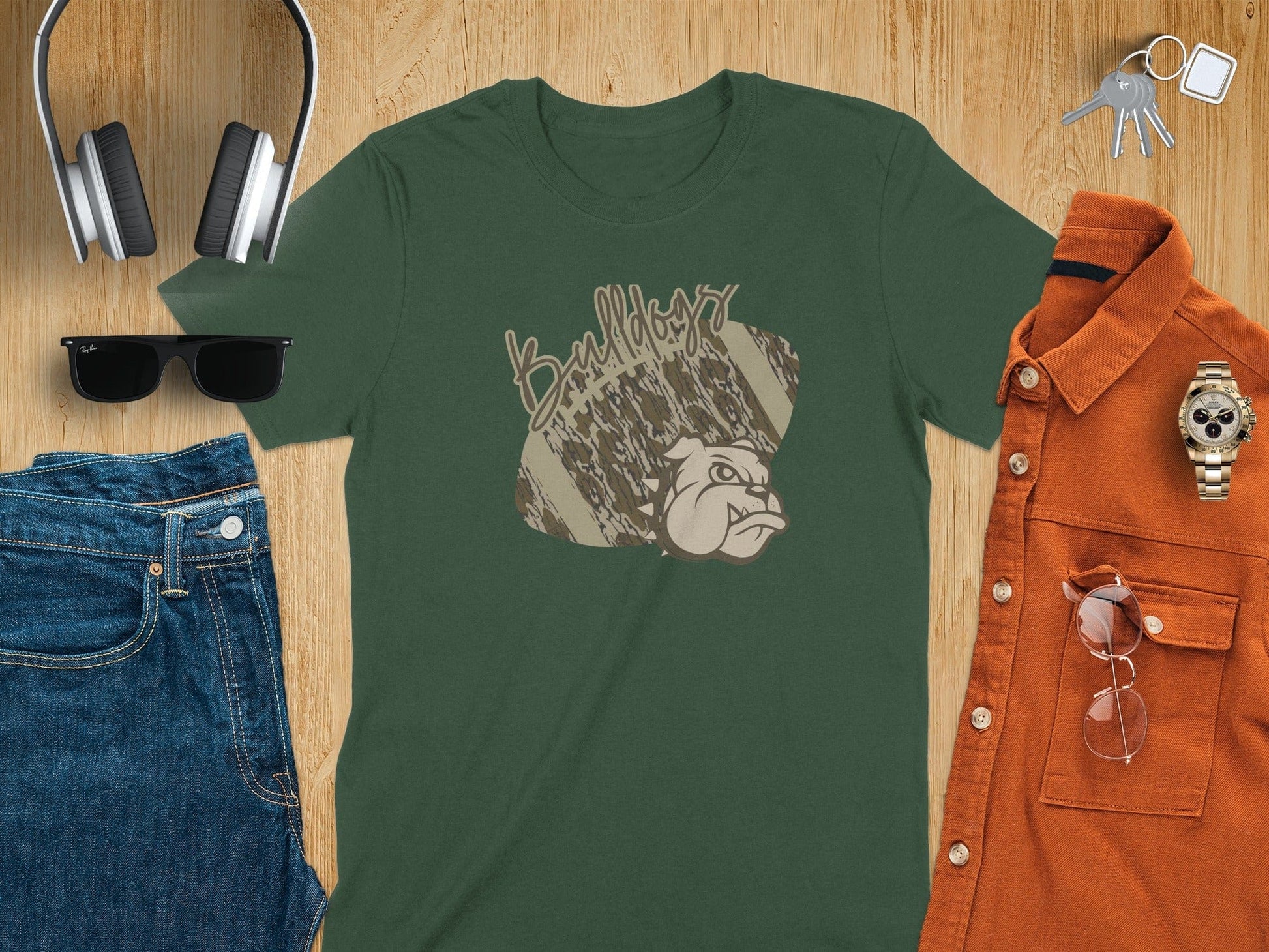 Jen Peete Designs Clothing T-shirts Nederland Bulldogs Camouflage Football Graphic T-Shirt